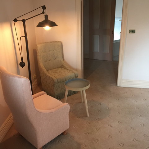 The Reservoir - Bathurst Accommodation - Darwin Holiday 1