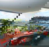 The View - Darwin Holiday