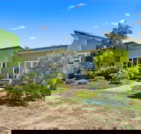 The Cutting - Darwin Holiday