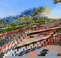 16 Point Lookout Beach Resort