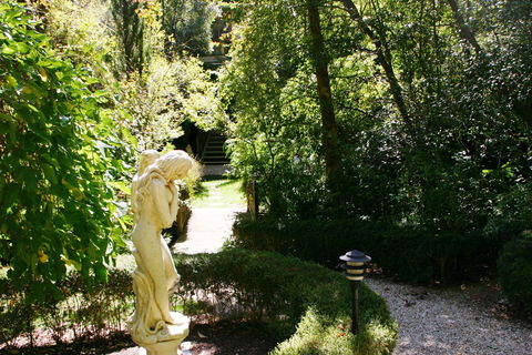 Aldgate Lodge Bed & Breakfast - Darwin Holiday 0