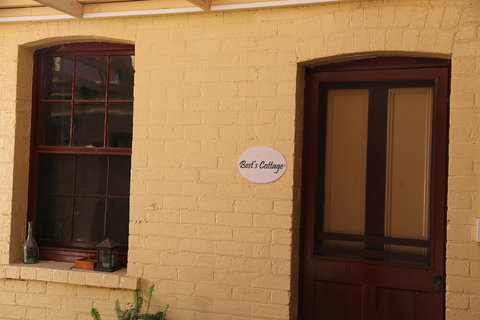 Bests Cottage Great Western - Darwin Holiday 2