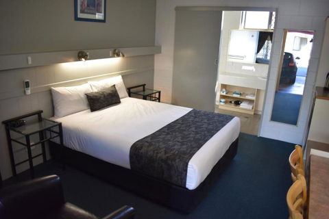 Best Western Bundaberg City Motor Inn - Darwin Holiday 1