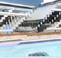 Bondi Blue - Darwin Holiday