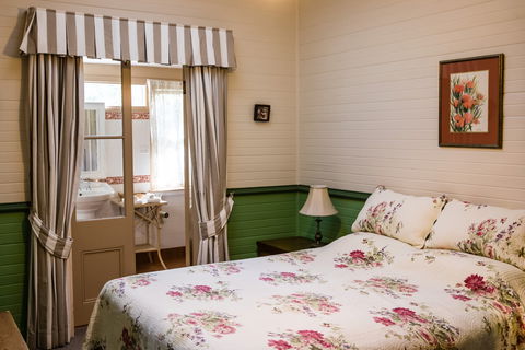 Capers Cottage - Darwin Holiday 1