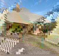 Country Pleasures Bed and Breakfast