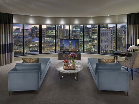 Crown Towers Melbourne - Darwin Holiday 1