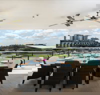 Darwin Waterfront Luxury Suites - Darwin Holiday