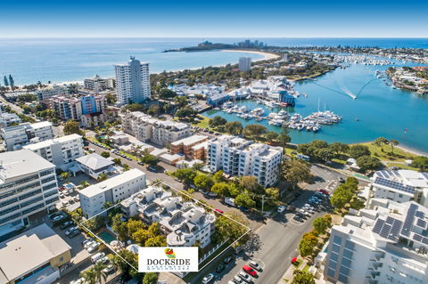Dockside Holiday Apartments - Darwin Holiday 0