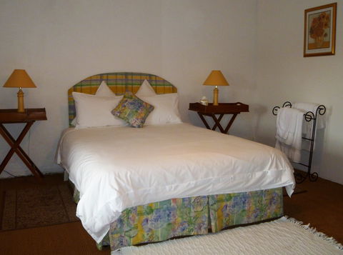 Ethel's Cottage - Darwin Holiday 1