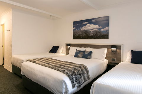Falls Creek Hotel - Darwin Holiday 1