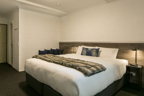 Falls Creek Hotel - Darwin Holiday 2