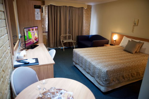 Forest Lodge Motor Inn And Restaurant - Darwin Holiday 2