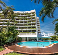 Hilton Cairns - Darwin Holiday
