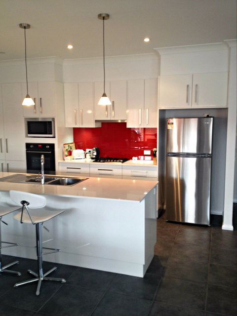 Kalinya - Darwin Holiday 0