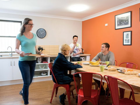 Mount Lofty Cottage YHA - Darwin Holiday 0