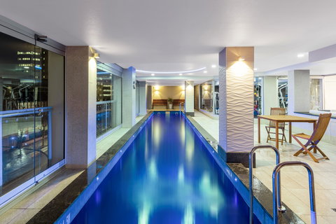 Oaks Adelaide Embassy Suites - Darwin Holiday 1