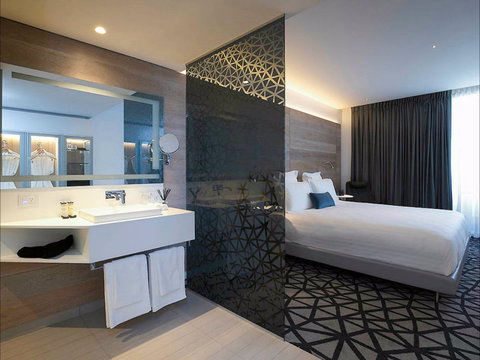 Pullman Sydney Airport - Darwin Holiday 1