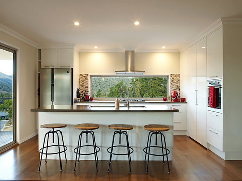 Rooms & Brooms Accommodation - Darwin Holiday 1