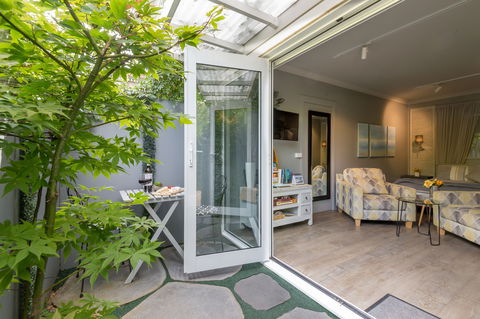 Sailaway Beach House - Darwin Holiday 2