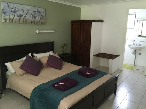 Sinclairs Country Retreat - Darwin Holiday 0
