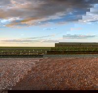 Tarnasey Farm - Pa's Place - Darwin Holiday