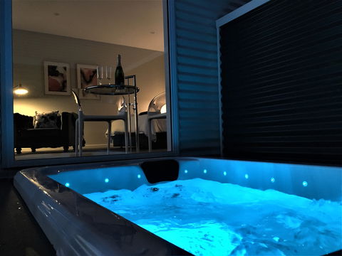 The Nest - Darwin Holiday 1