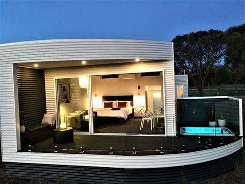 The Nest - Darwin Holiday 2