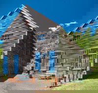 The Barn - Darwin Holiday