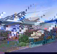 Touchwood Cottages  Gallery  Cafe - Darwin Holiday