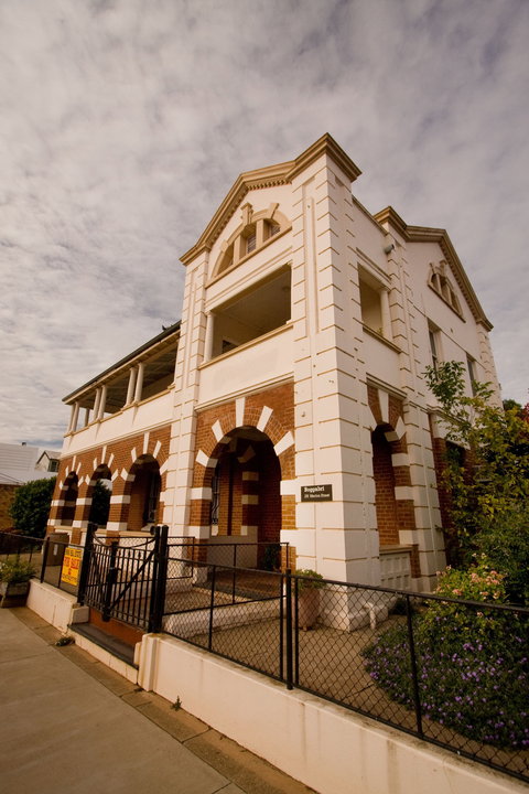 Vault Restaurant And Accommodation - Darwin Holiday 0