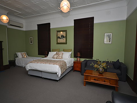 Vault Restaurant And Accommodation - Darwin Holiday 1