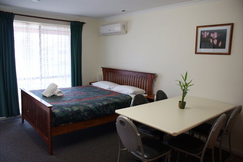 Warrnambool Holiday Park And Motel - Darwin Holiday 1