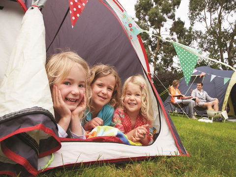 Westview Caravan Park - Open For Essential Travel Only - Darwin Holiday 0