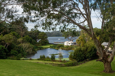 McMillans Of Metung Coastal Resort - Darwin Holiday 5