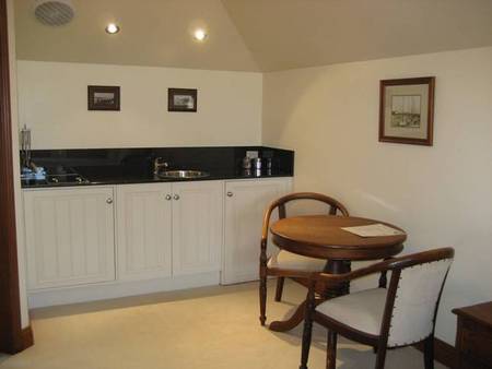 54 On Bank - Darwin Holiday 4