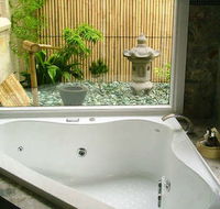 The Gatehouse at Villa Raedward