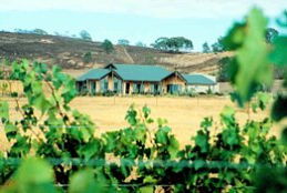 Edi Upper VIC Darwin Holiday