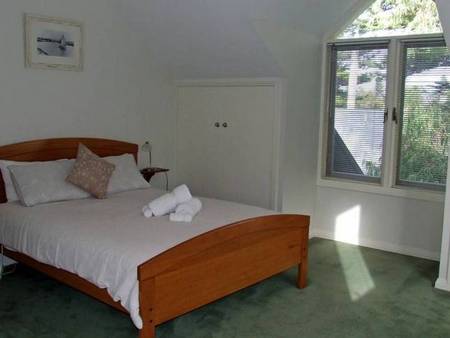 Johanssons Perch - Darwin Holiday 3