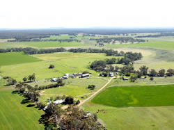 Lochinver Farm - Darwin Holiday 5