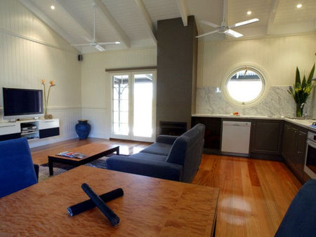 Hill Of Content - Darwin Holiday 2