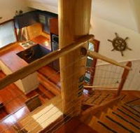 Aireys Overboard Seaside Cottage - Darwin Holiday