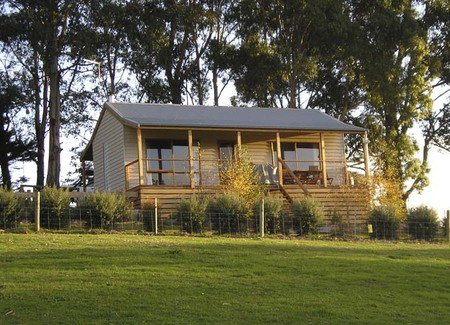 Birchwood Retreat Country Cottages - Darwin Holiday 1