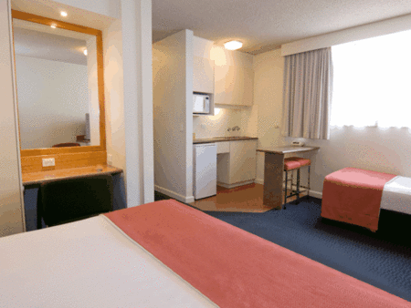 City Limits Hotel Apartments - thumb 1