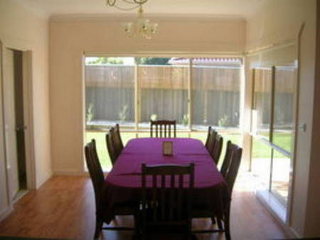 Le Manor - Darwin Holiday 1