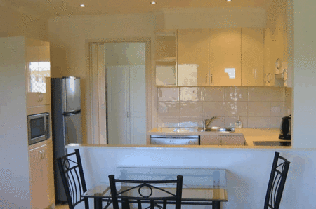 Aztra Gladstone Business Apartments - Darwin Holiday