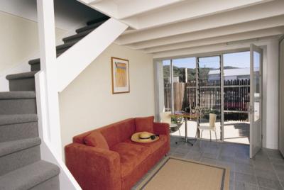 Oceanic Apartments - Darwin Holiday 3