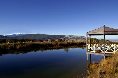 Wombat Hills Cottages - Darwin Holiday 2