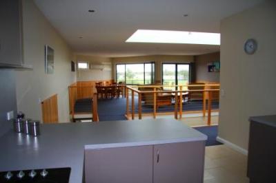 Ultimate Holiday Apartments - Darwin Holiday 5