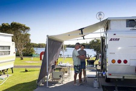 Lake Ainsworth Holiday Park - Darwin Holiday 0